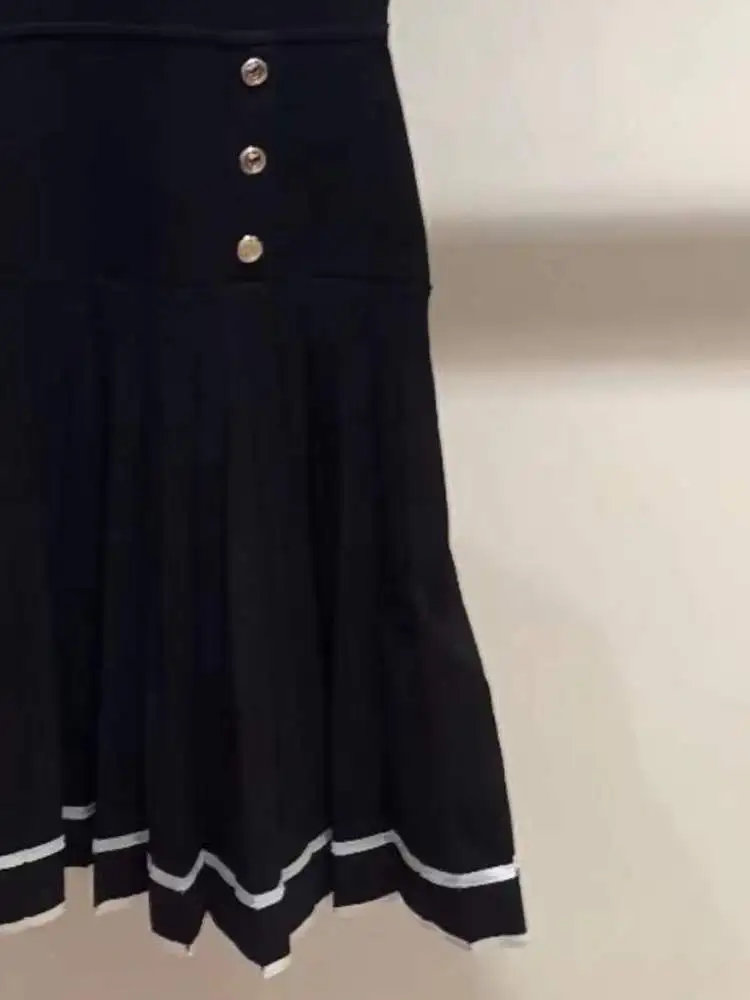 2023 Spring and Summer New Women Lapel Short-sleeved Black Knitted Dress