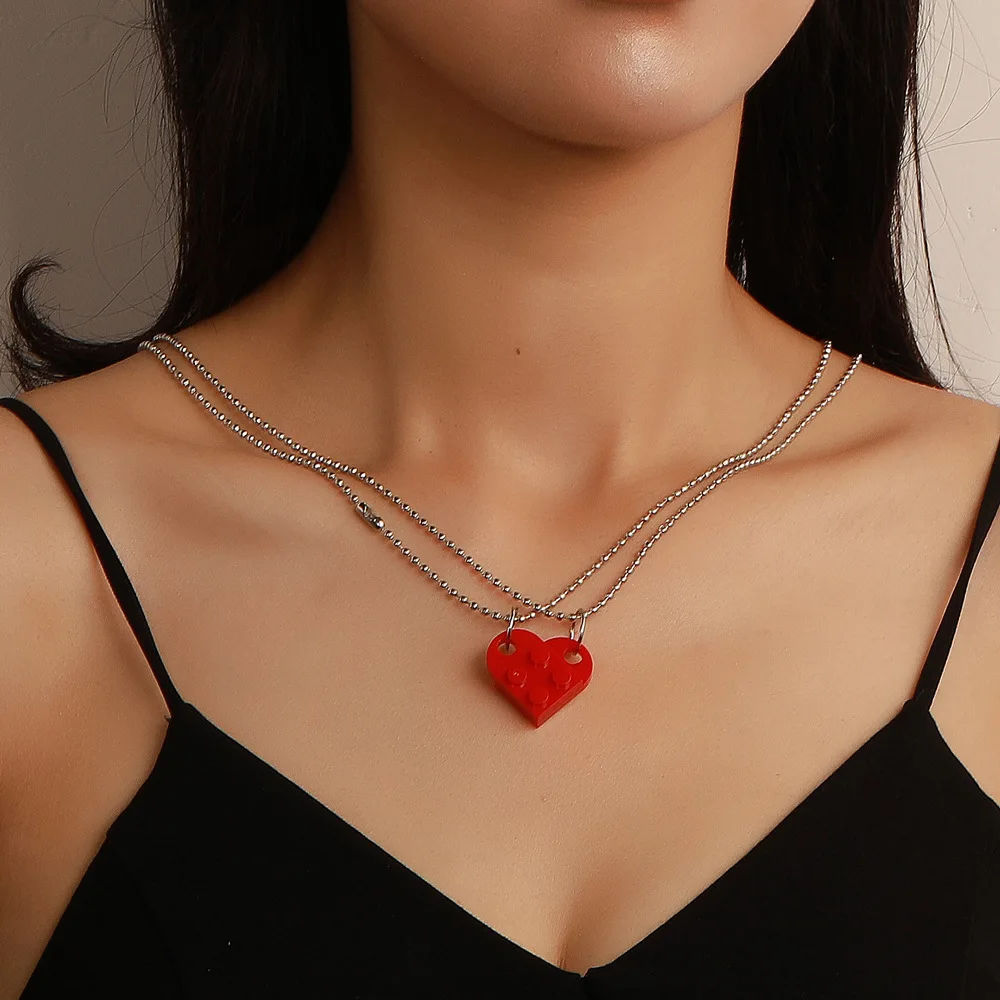 

Новый конструктор в форме сердца ожерелье для пары креативная двухслойная съемная цепочка из бисера для соединения ключиц для женщин 2022