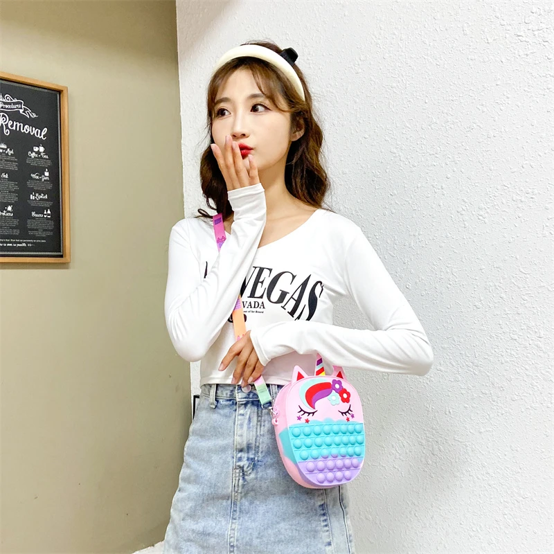 

Fashion Women's Shoulder Bags Purses and Handbags Luxury Designer Silica Gel Messenger Bag High Quality Female Leisure Bag