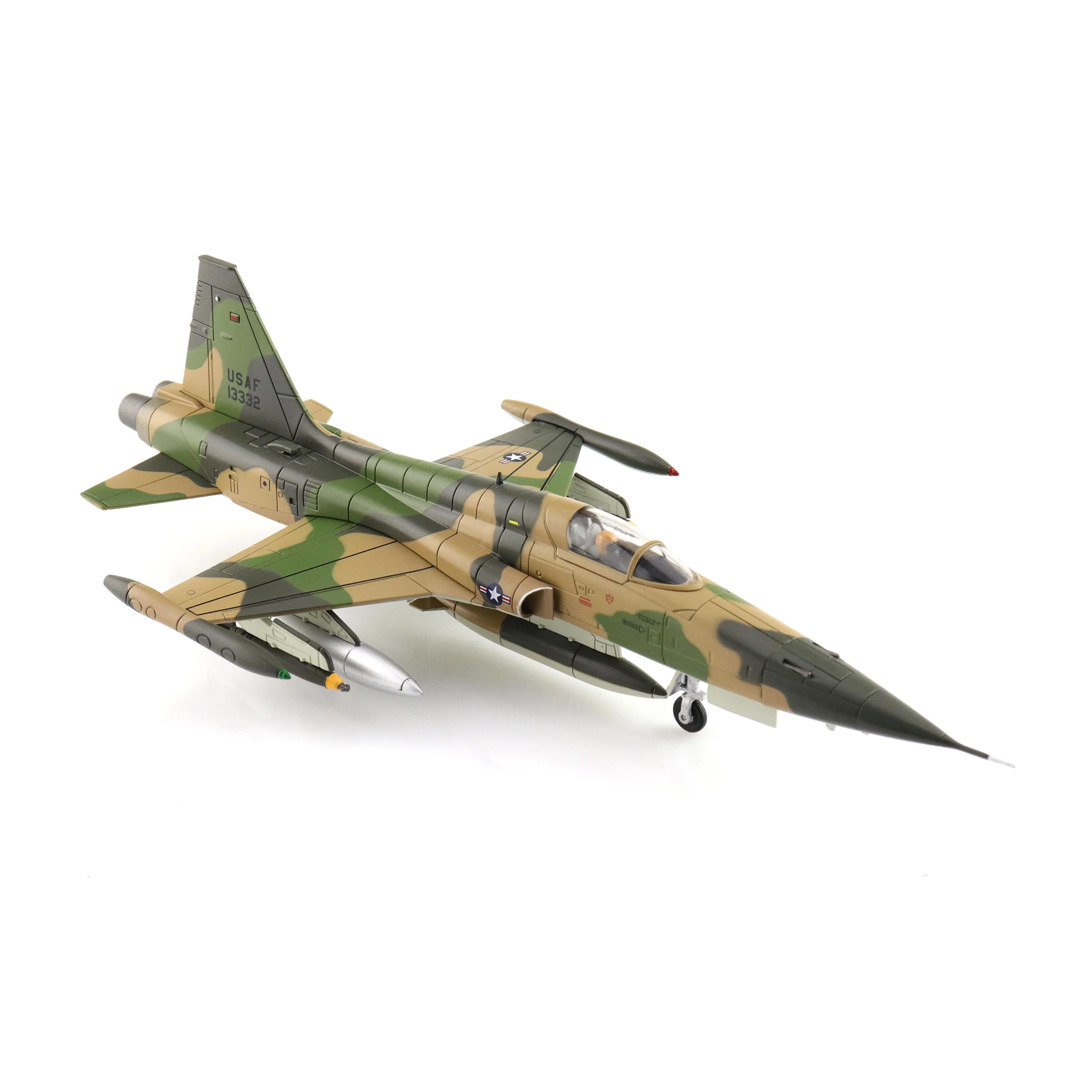 Фото 1:72 HA33003 Модель американского истребителя F-5C Skoshi Tiger 10th Squadron 1965 Модель изделия из сплава №3