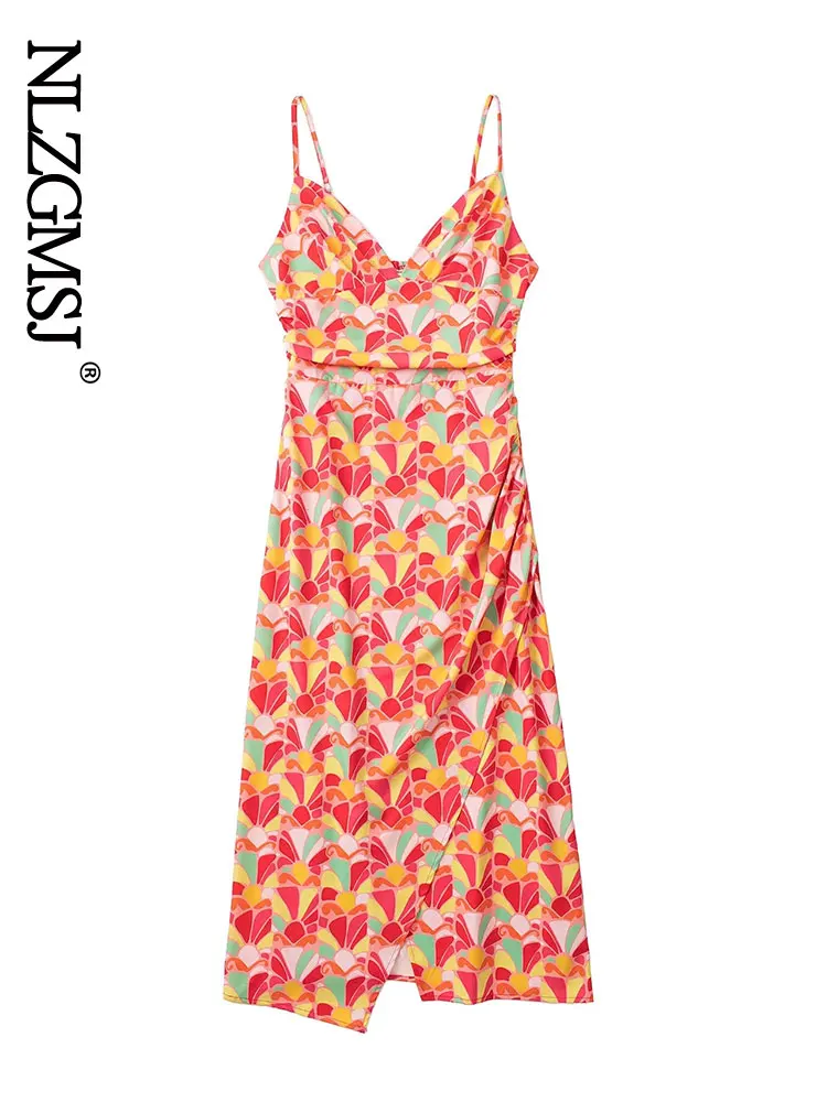 

Женское платье на бретельках с цветочным принтом, без рукавов