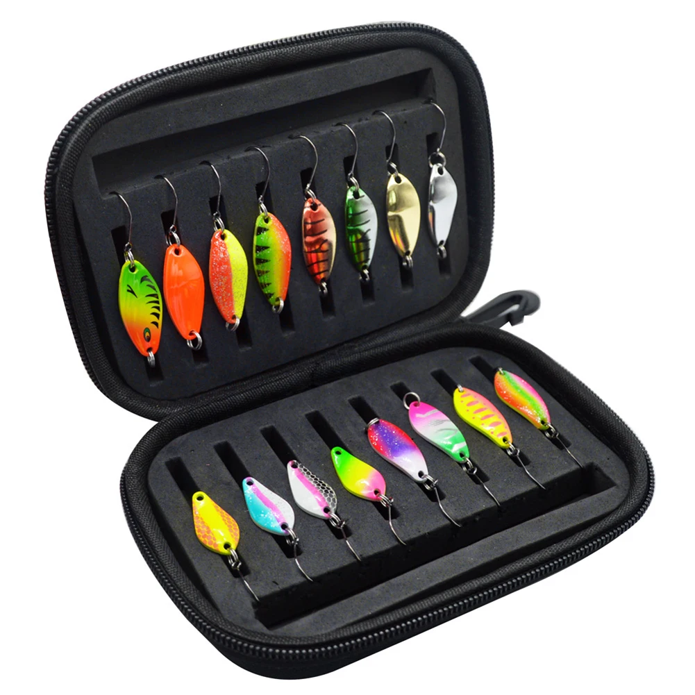 

Get Ready for Success 16pcs Metal Spoon Spinner Lure Kit Pike Crochet Baits Realistic Design and Durable Material