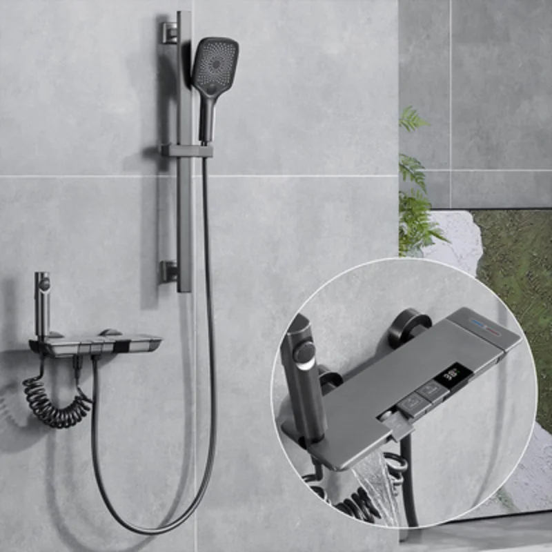 

Набор для душа с цифровым дисплеем и постоянной температурой, латунный серый пистолет-распылитель с тремя функциями, кран «Водопад» с кнопк...