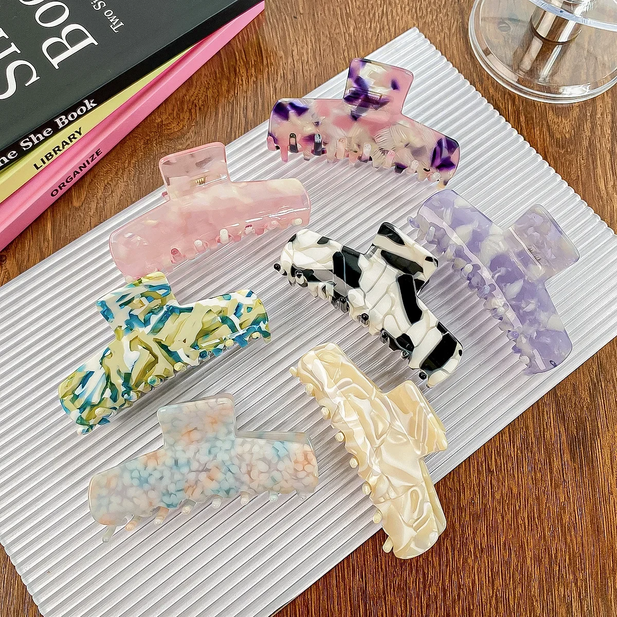 

Women Girls Acetate Hair Claws Hair Clips Headwear Large Size Hairpin Shark Crab Clip Barrette Fashion Ornament Hair Accessories