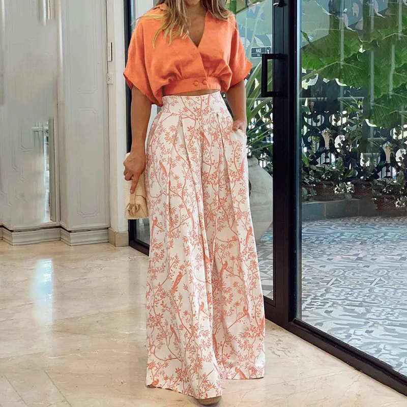 

Women Casual Sets Stylish V-Neck Short Top And Printed Wide-Leg Pants 2-Piece Set Free Shipping