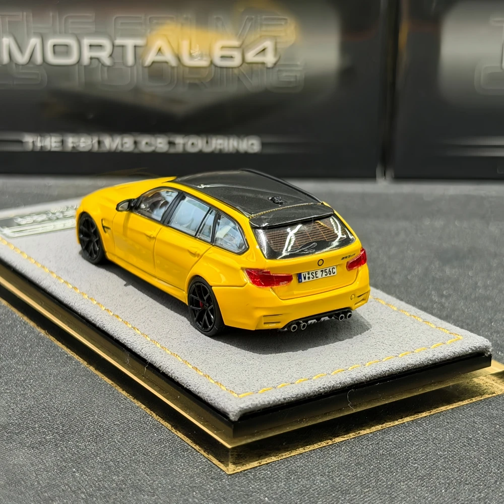 Модель автомобиля Mortal 1:64 THE F81 M3 CS TOURING HEC из литого металла (art.: 3920da16e45f4) - 3920da16e45f4