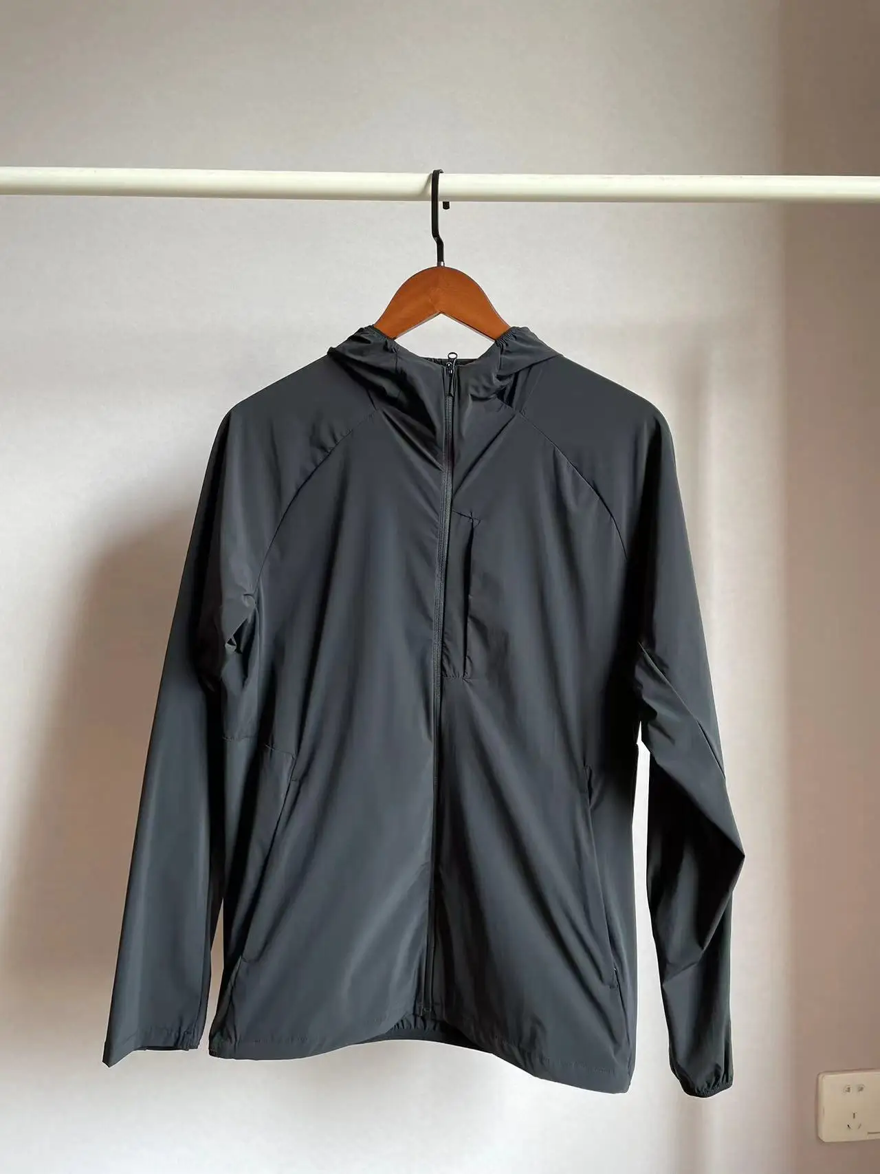 Заказы на экспорт в Японию летние походы альпинизм ветрозащитные