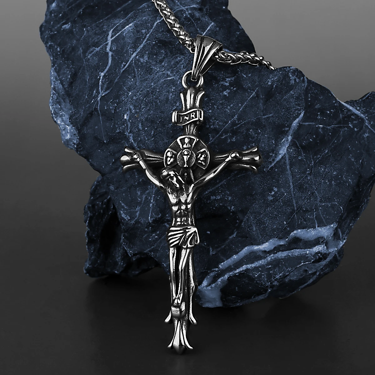 

316L Stainless Steel Vintage Jesus Cross Necklace Men's Classic Religious Believer Biker Pendant Jewelry Creative Gift Wholesale