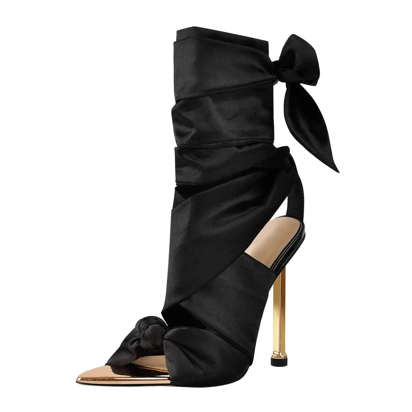 Черные перекрестные ремешки с острым носком на высоком каблуке открытые