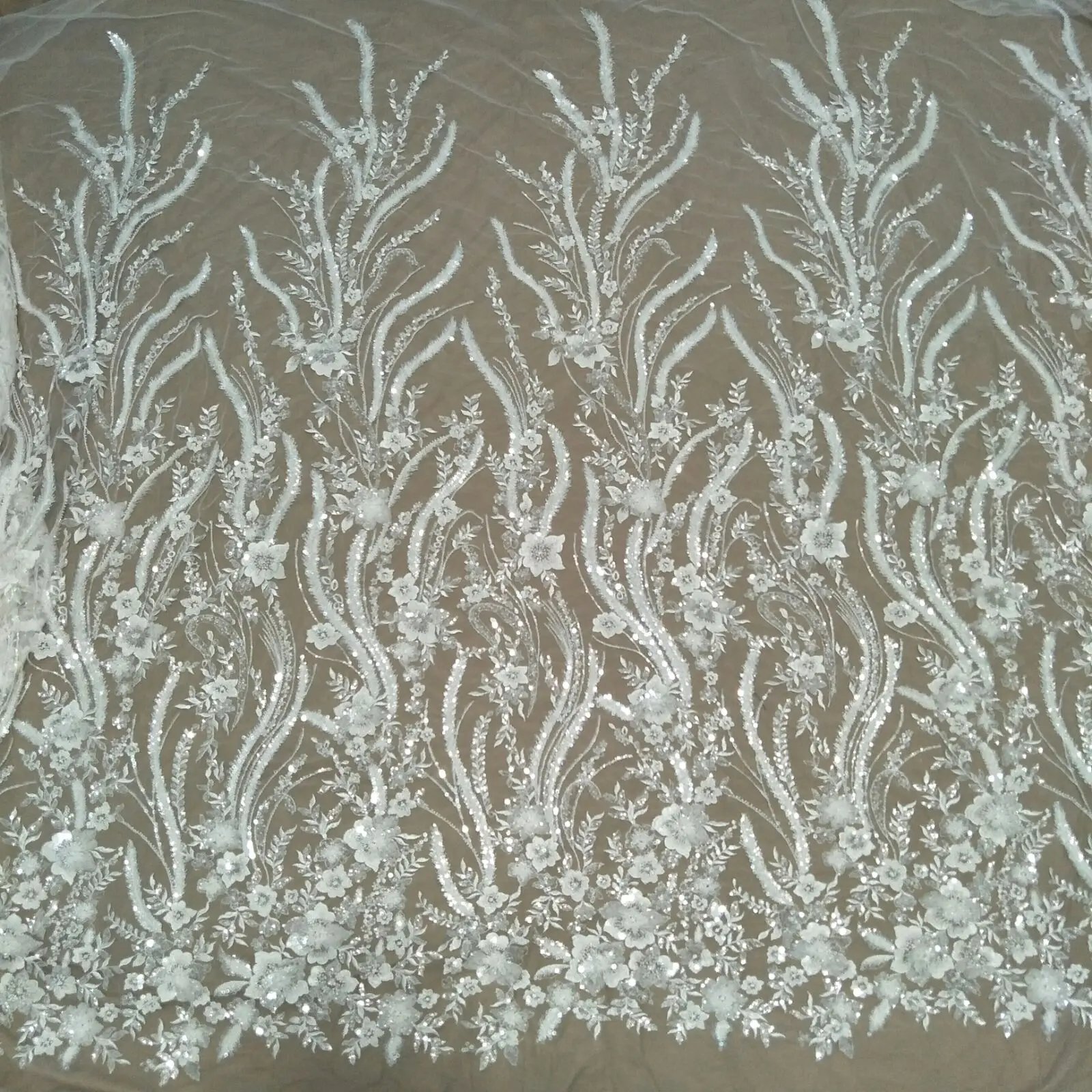 Свадебное платье для невесты кружевное плотное Бисероплетение кружевная ткань