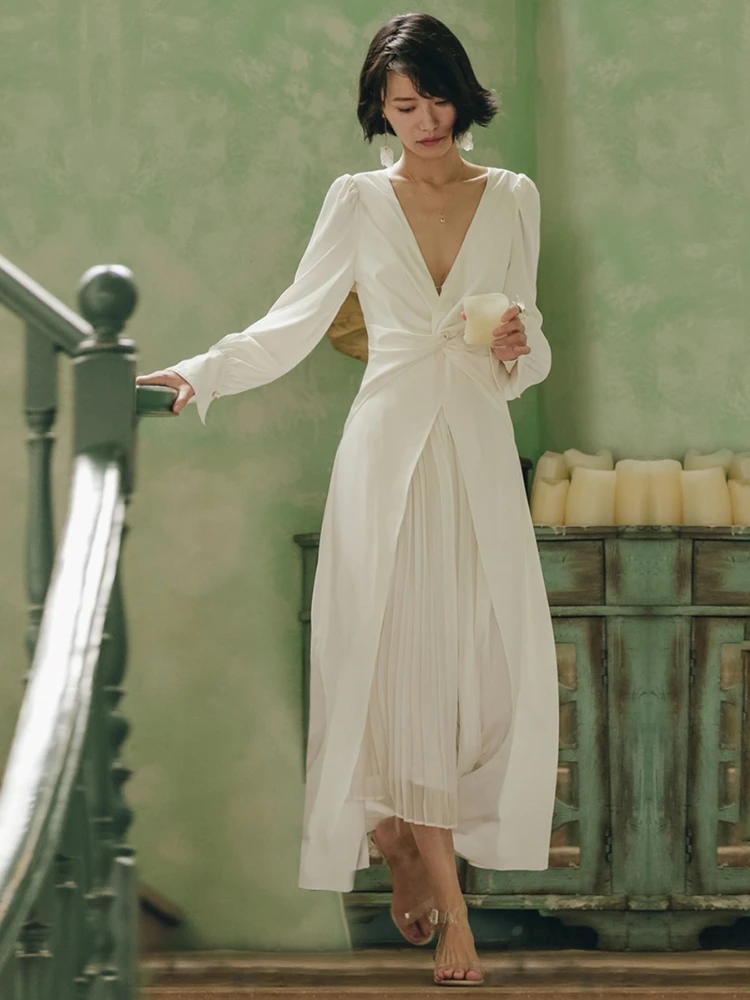 

AIGYPTOS Maxi Dresses For Women Sexy V-Neck Backless White Dress Elegant Slim Lantern Sleeve Split Patchwork Beach Pleated Dress