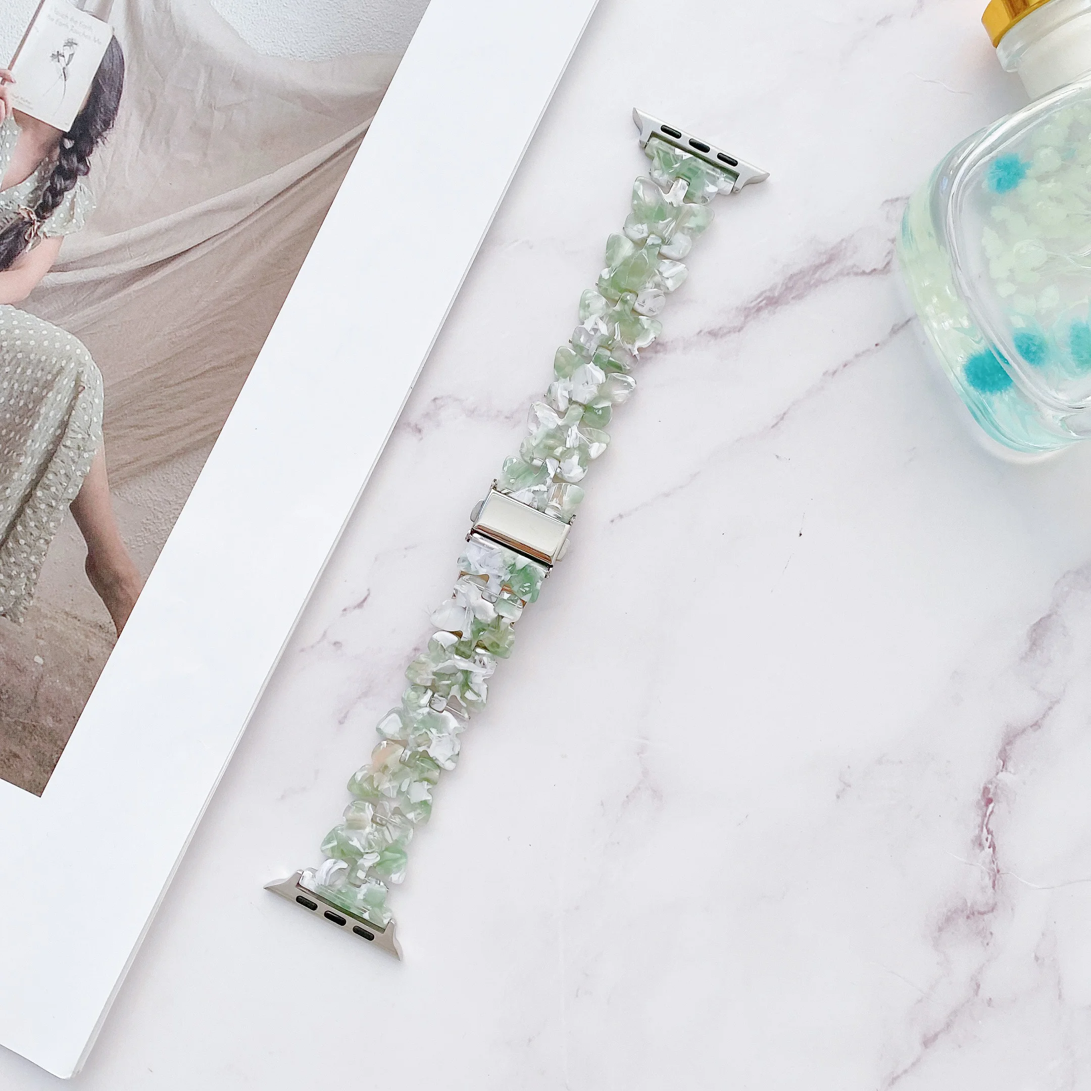 Sweet Resin Strap for Apple Watch band bracelet chain for iwatch87654321SE women fashion butterfly band for Iwatch Ultra wrist