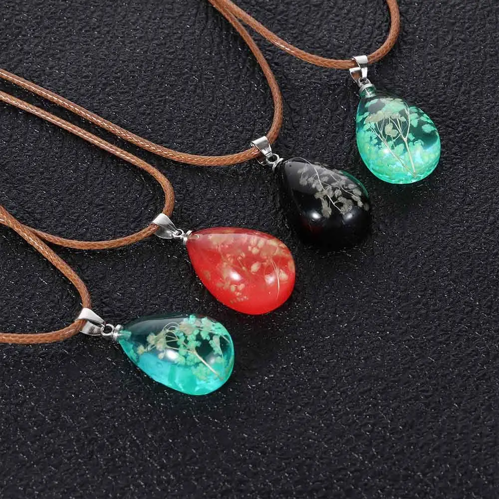 

Men Party Fashion Accessories Luminous Dried Flower Necklace Jewelry Gift Teardrop Pendant Natural Gypsophila Glass
