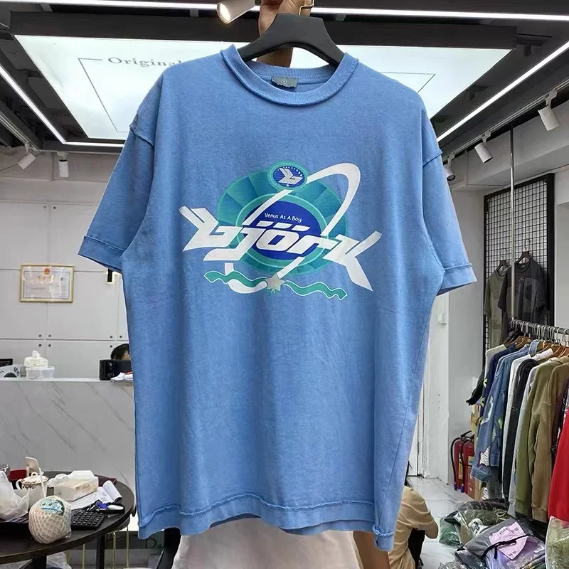 

Reverse-cut High Street spaceship monogrammed short sleeve t-shirt