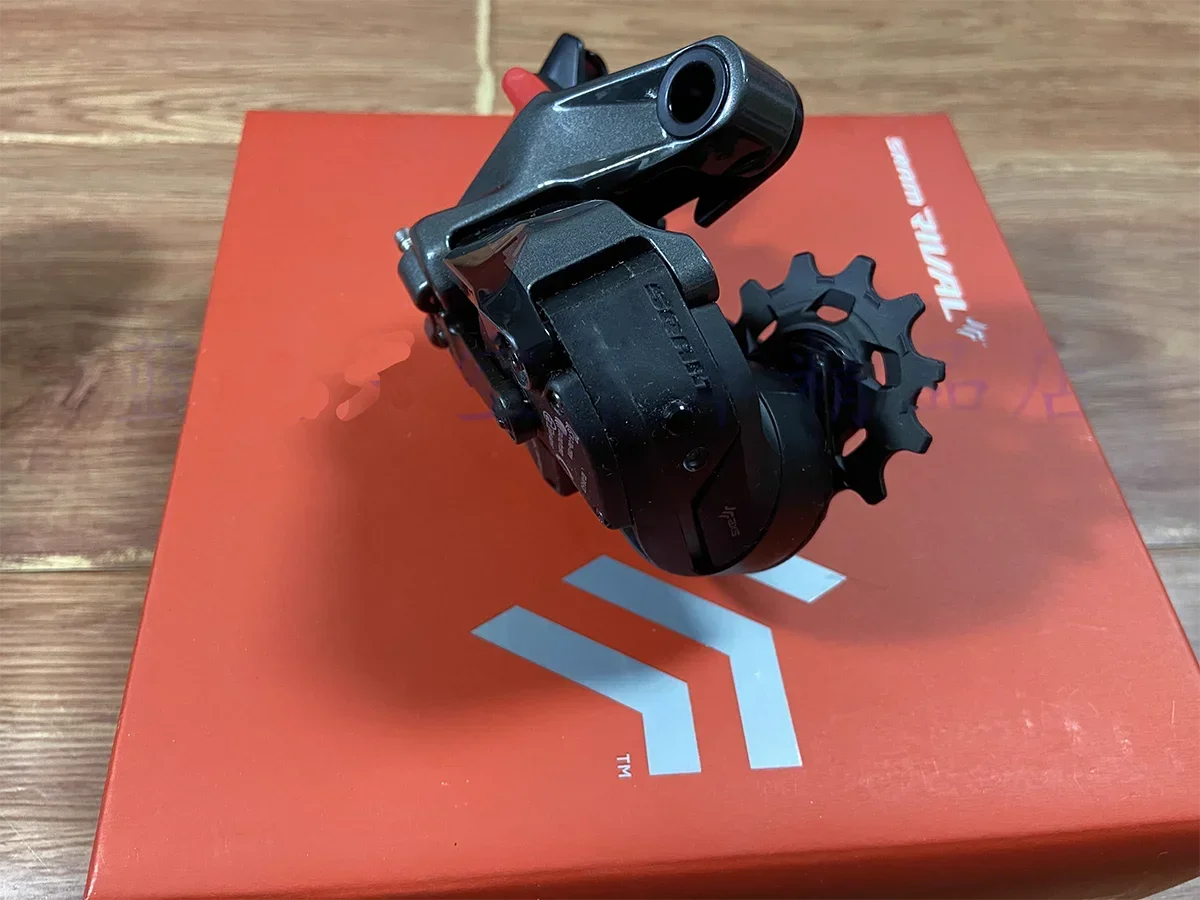 Задний переключатель SRAM Rival XPLR eTap AXS 12s SPEED 44 MAX TOOTH Беспроводная электронная логика