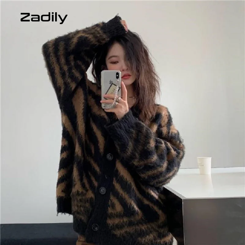 

Autumn Street Style Zebra pattern Knit Women's Sweater Y2K Button Up Loose Long Sleeve Cardigan Coat Winter Outwear