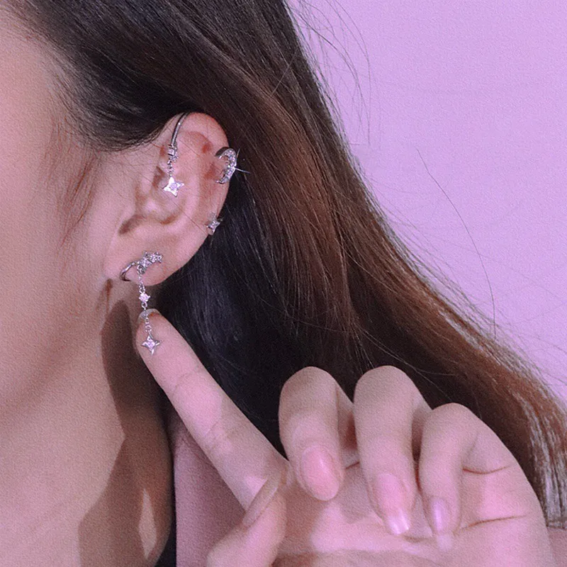1PC 2022 New Fashion Silver Color Moon Star Clip Earrings For Women Simple Fake Cartilage Long Tassel Ear Cuff Jewelry Gift