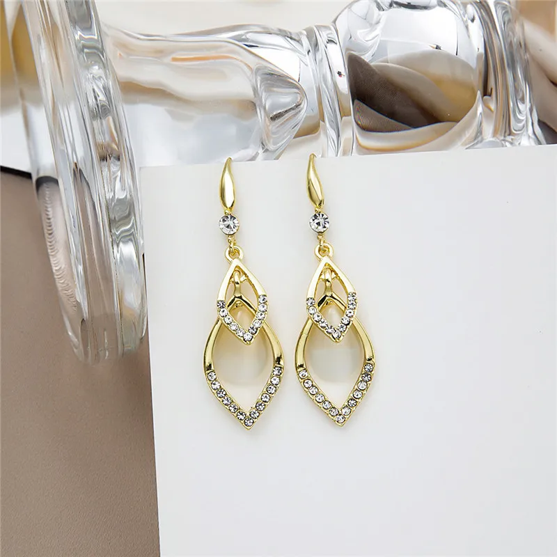 

Trendy Dangle Earrings Geometry For Women Girls Metal Chain Drop Jewelry Ladies Classic Fashion Gift Wedding Party