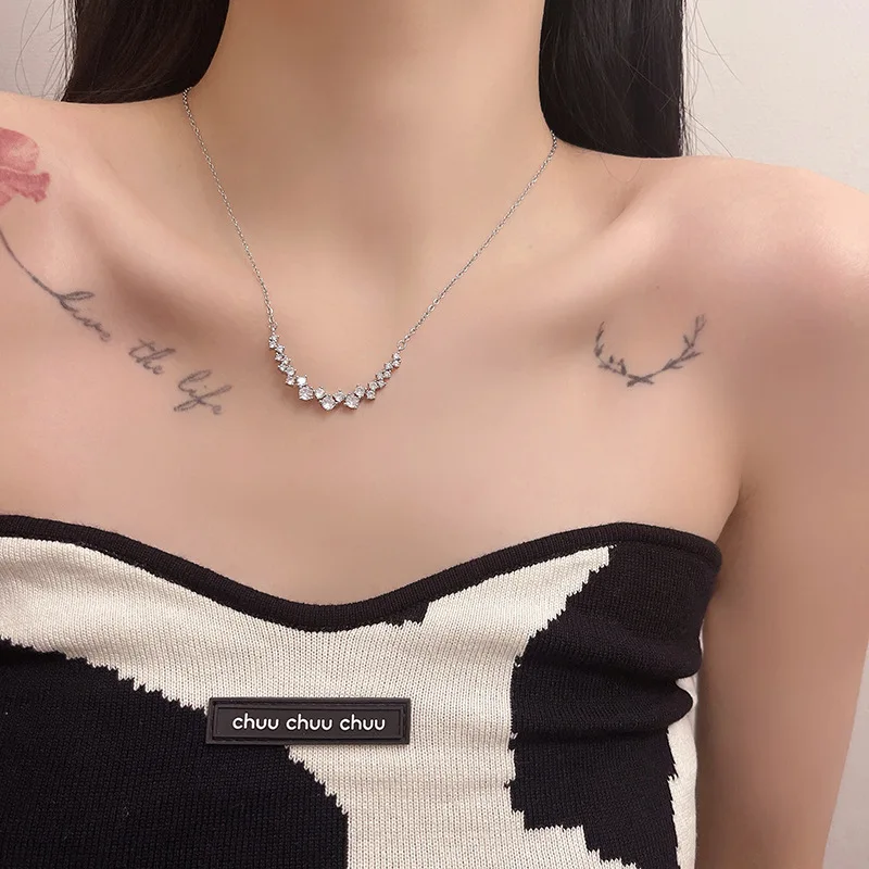 

Silver Color Elegant Women Chic Crystal Pendant Necklace Party Jewelry