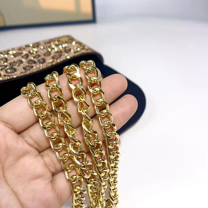 Новые модные сумки с леопардовым принтом и кристаллами женские вечерние