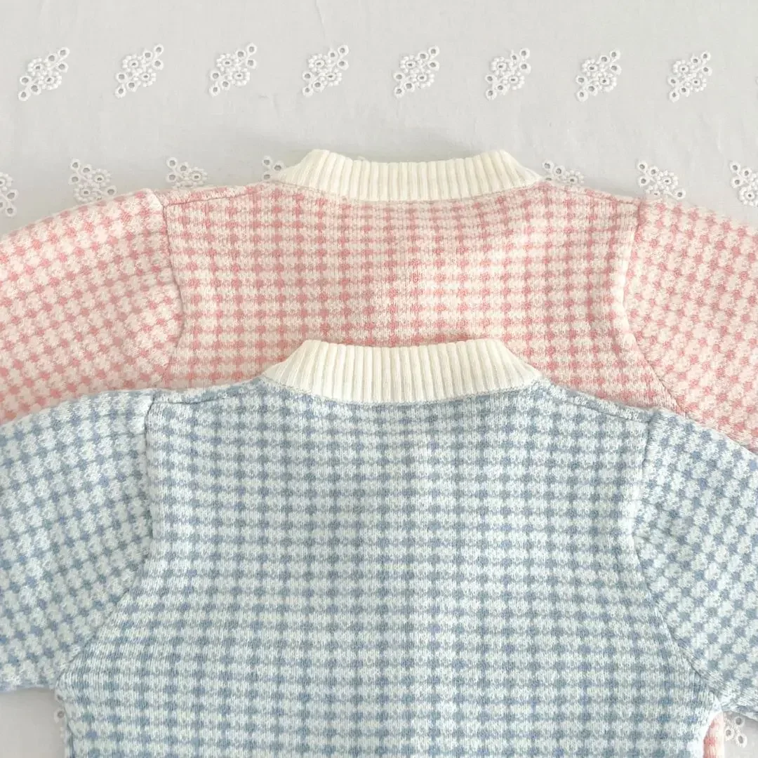 Детский вязаный кардиган и юбка для девочек