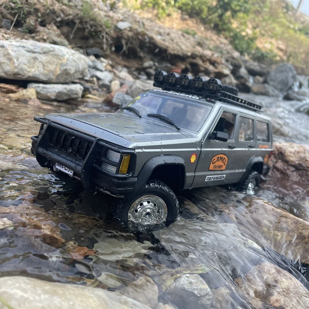 Mn78 Жесткий внедорожник Cherokee Вездеход Альпинистский автомобиль Специальная