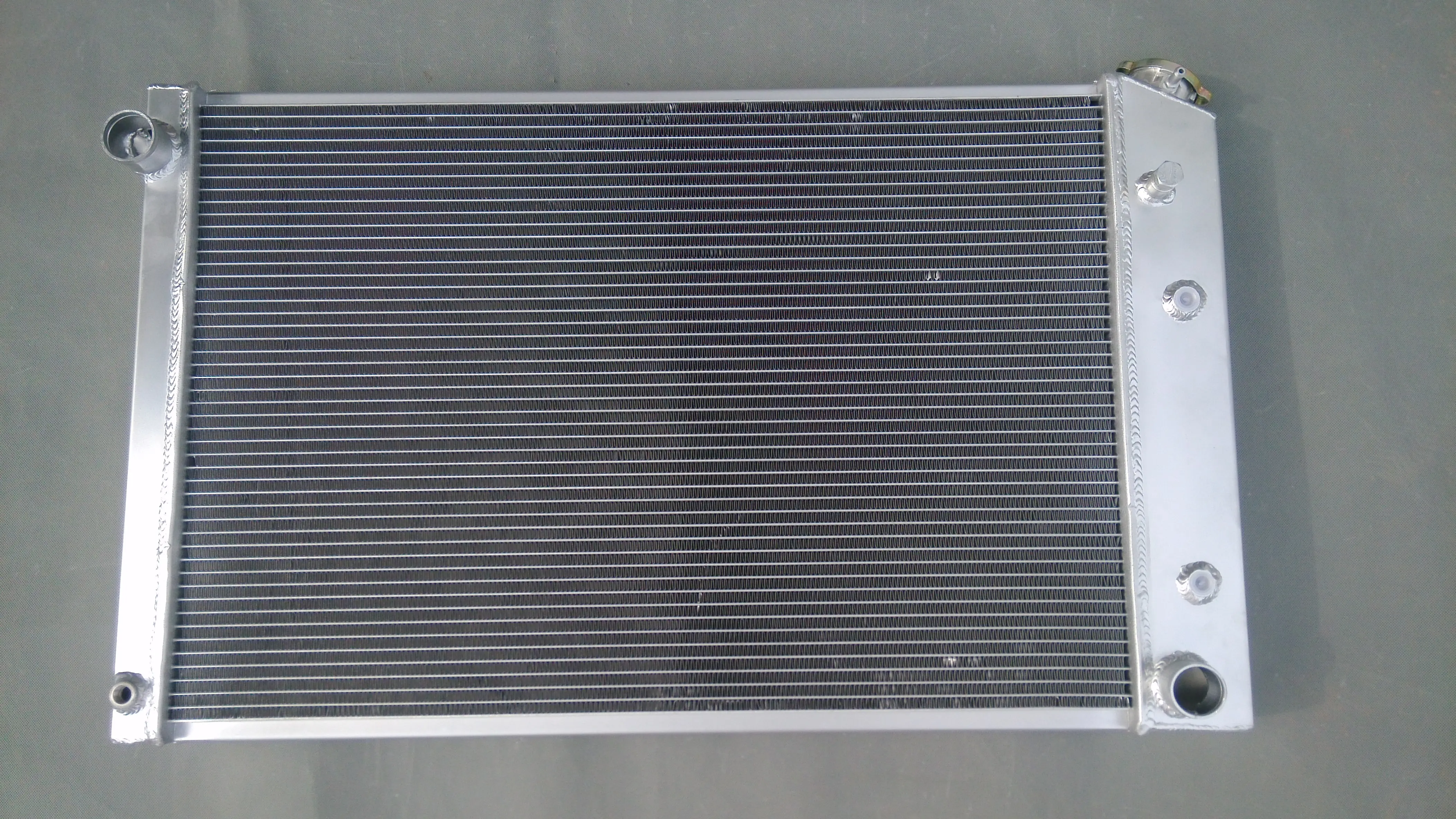 Трехрядная флейта для 1973-1991 GMC Chevy C/K/P/R/V Series C10 C20 C30 K10 K20 K30 C25/C2500 Pickup/K25/K2500