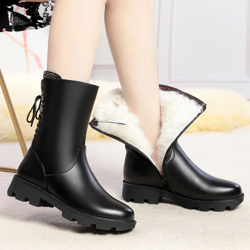 Winter Boots Women Genuine Leather Thick Bottom Wool Ladies Roman Boots Shiny Large Size  Fashion Zip Design Women Snow Boots