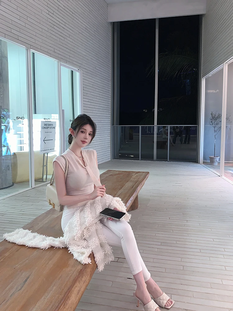 Chill Qiaoer ligent Cold Женские абрикосовые шнурки без рукавов Трикотажные изделия для