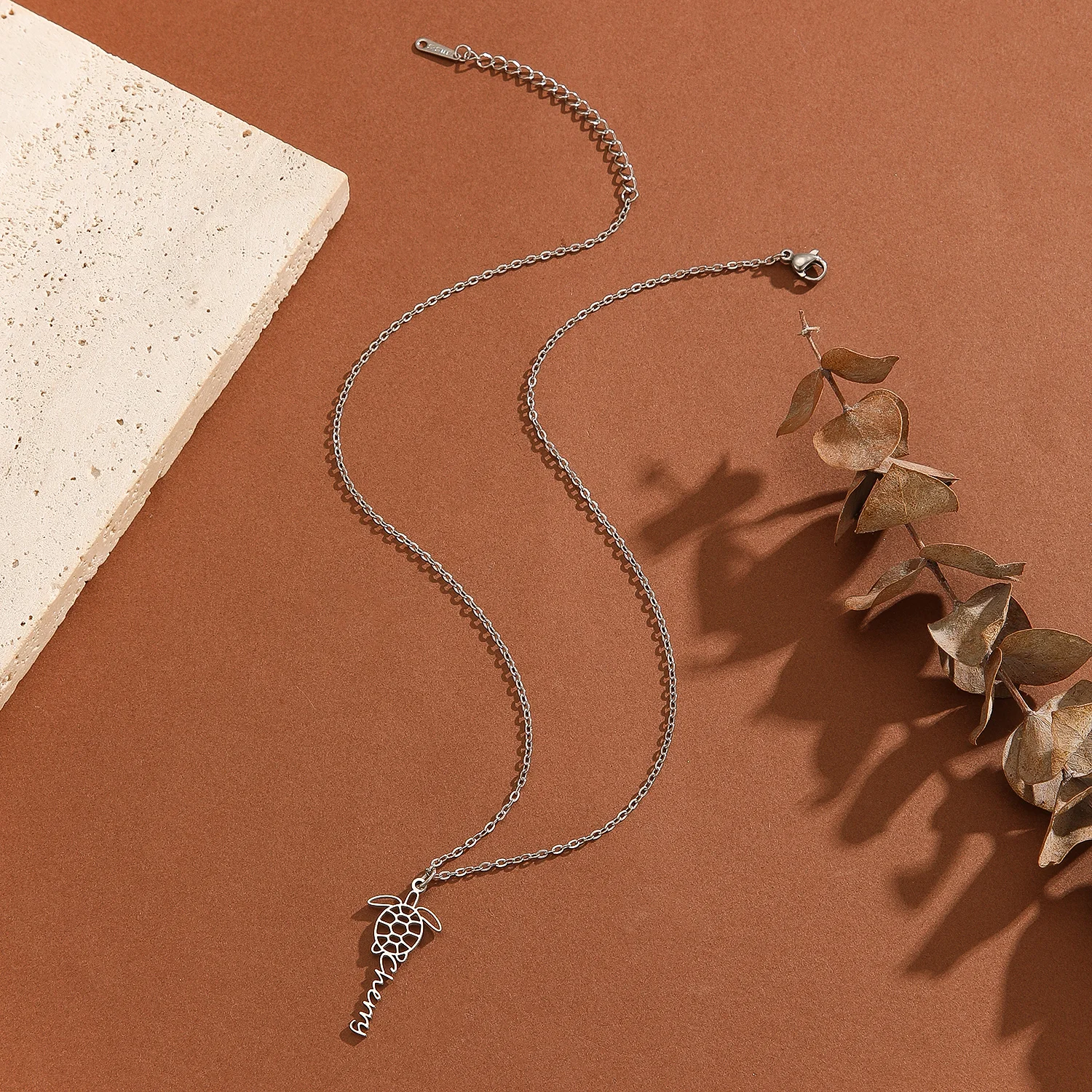 1 шт. индивидуальное милое ожерелье с именем черепахи для женщин из нержавеющей