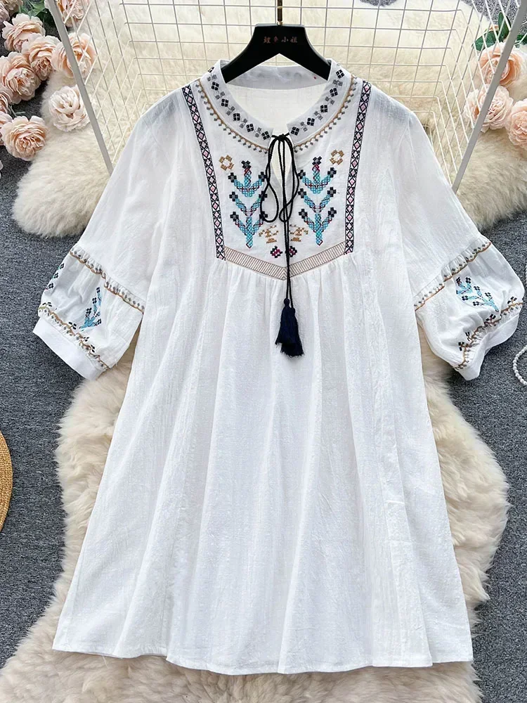 Летнее платье Платье в этническом стиле Новое свободное и тонкое с вышитыми