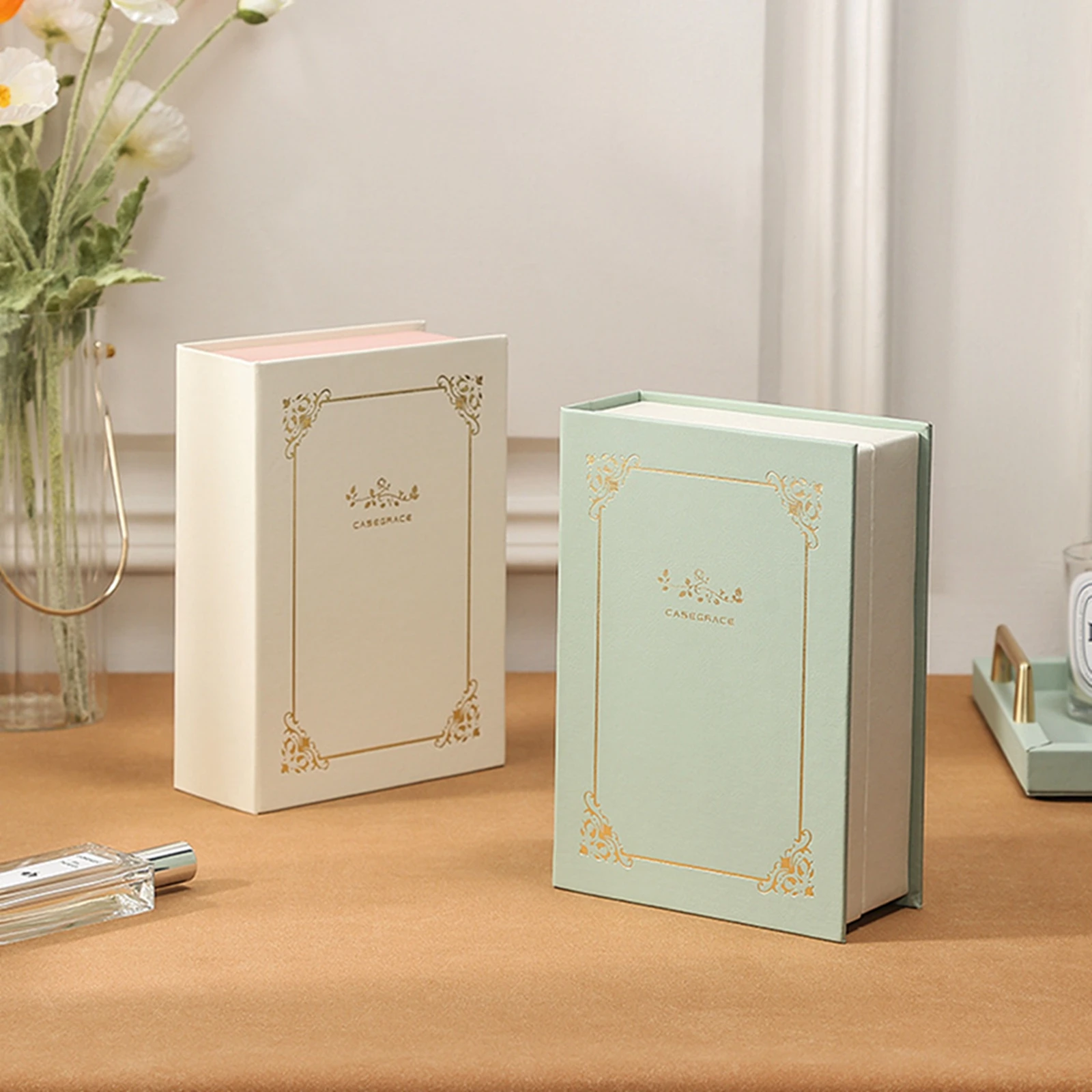 

Retro Style Jewelry Storage Box in Hot Stamping Design Book-shaped Jewellery Organizer for Rings Earrings Necklace