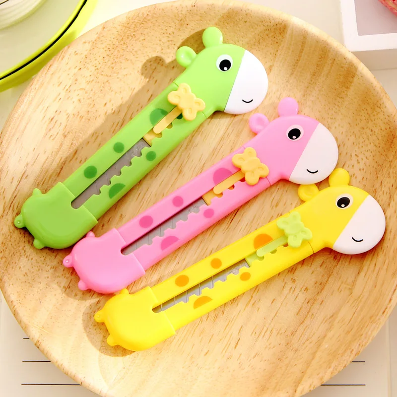 

48 pcs/lot Cartoon Giraffe Portable Utility Knife Cute Paper Cutter Cutting Razor Blade Office school supply Stationery gift