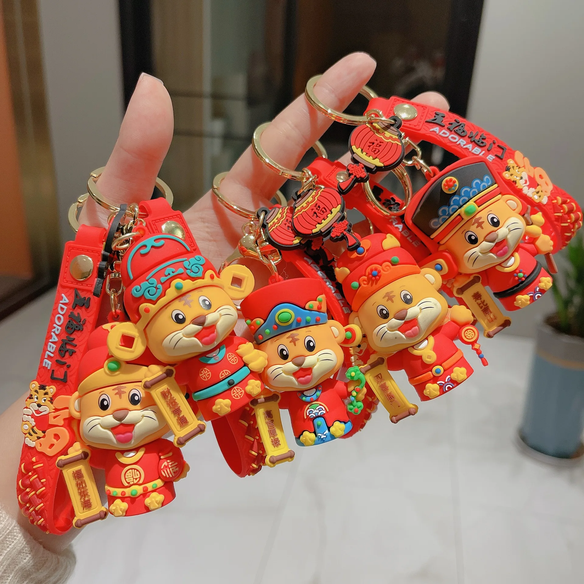 

New Tiger Keychain Lucky Tiger Key Chain Car Bag Accessories Key Pendant Small Gift