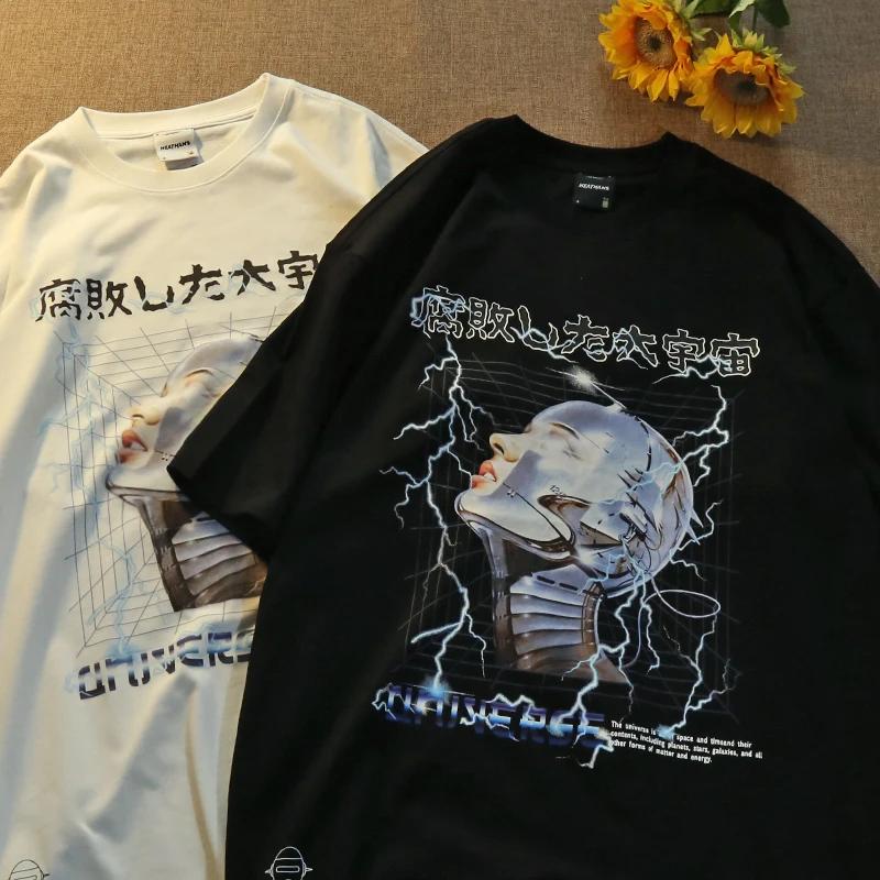 

2022 Harajuku Women T Shirts Japanese Hip Hop Streetwear Tops Lightning Space Robot Oversized T-Shirt Kanji Tees Short Sleeve