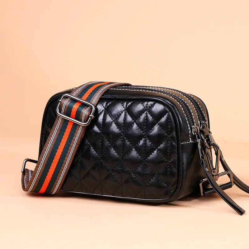 

2023 New Arrival: Women's Genuine Leather Casual and Stylish Diamond Pattern Crossbody Bag - Versatile and Fashionable