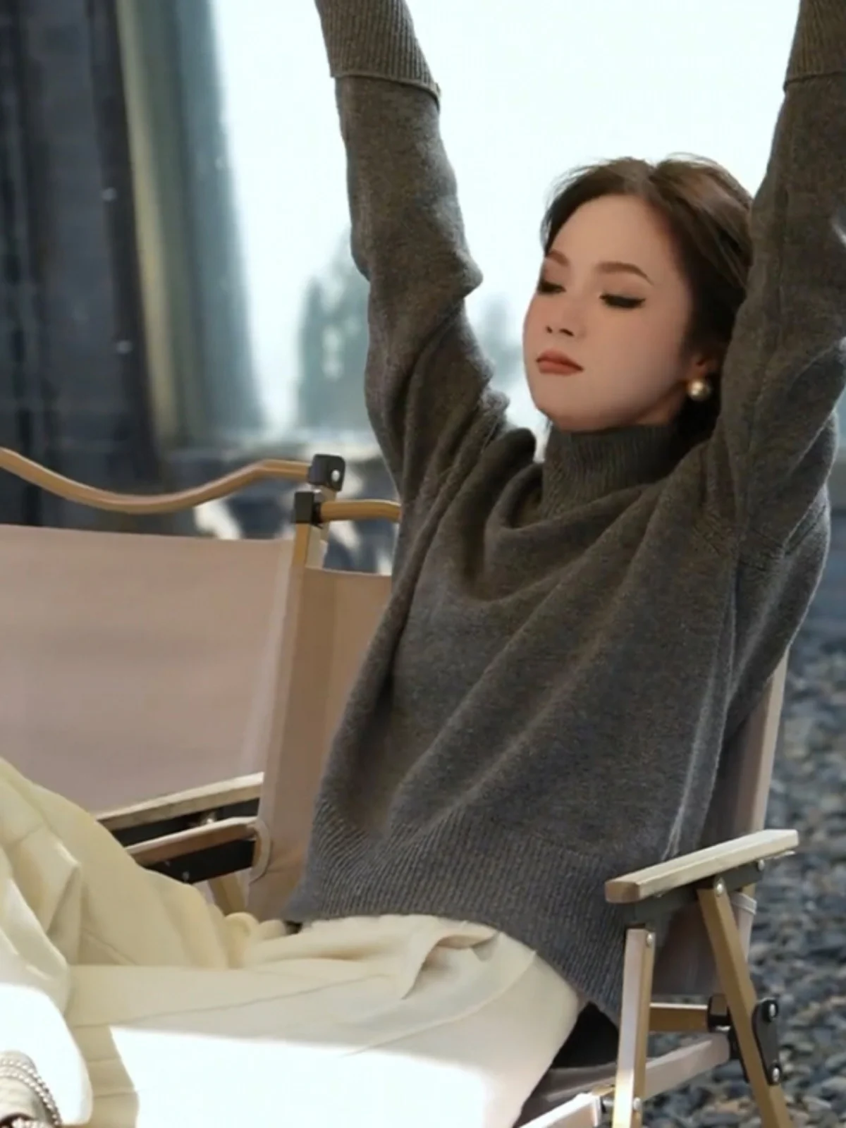 Серый вязаный женский свитер с высоким воротником новинка 2024 осень и зима