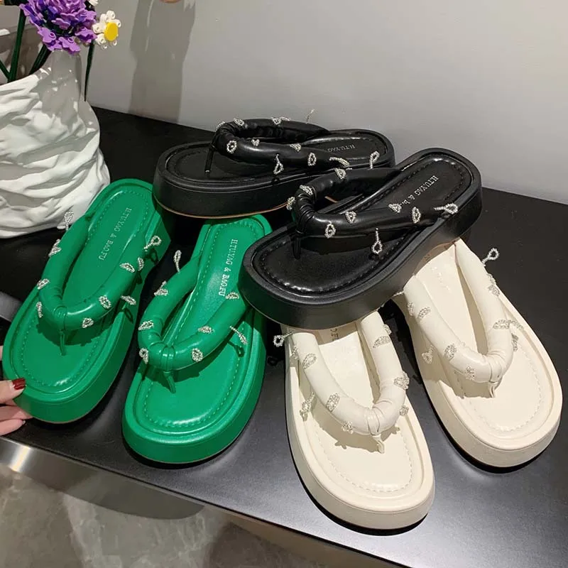 

String Bead 2022 Female Casual Sandals Fashion Thick Bottom Slides Ladies Slippers Outside Beach Med Heel Women Flip Flops Shoes