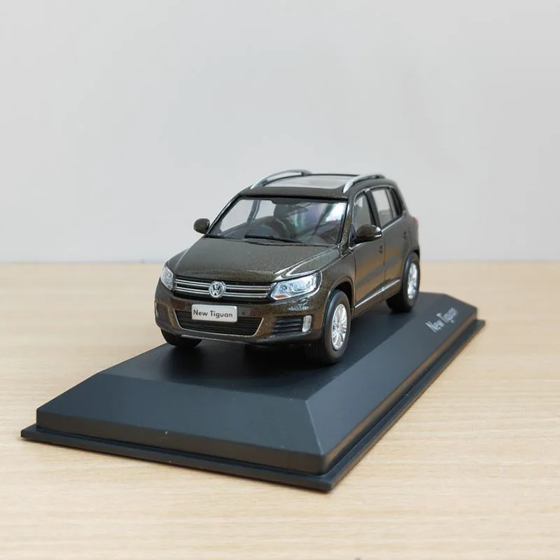 

Original Diecast Alloy 1:43 2011 TIGUAN SUV Car Model Fully Open Adult Classic Collecation Static Display Ornament Gift Souvenir
