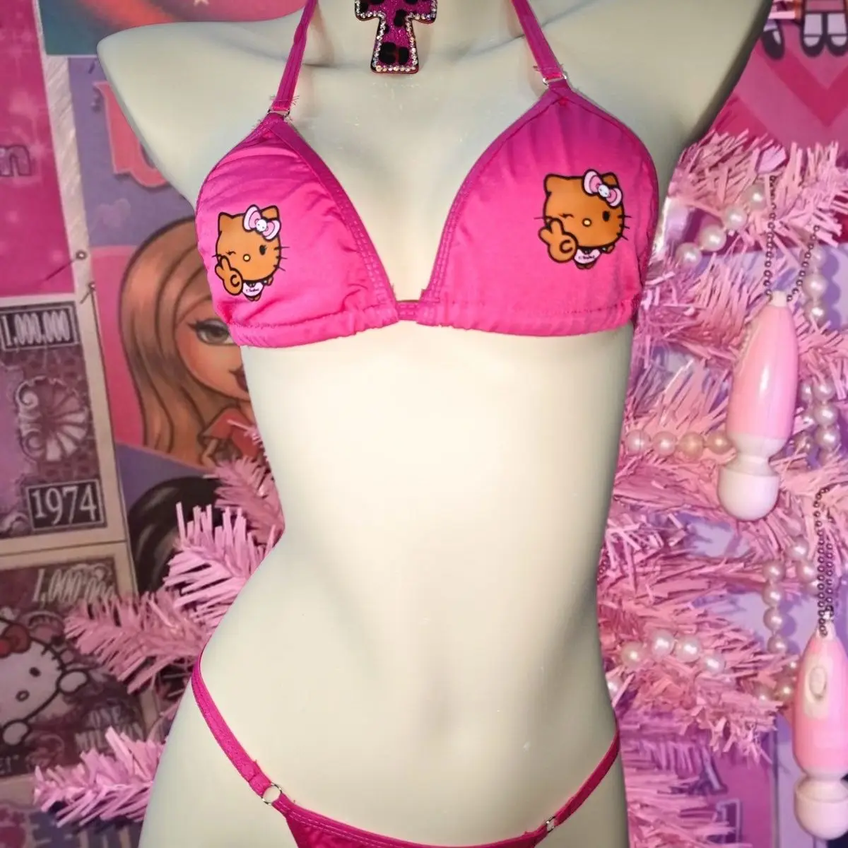 

Kawaii Hello Kitty Bra Panties Set Cute Women Y2K Sanrio Cartoon No Chest Pad Niche Design Hanging Neck Strap Underwear Women