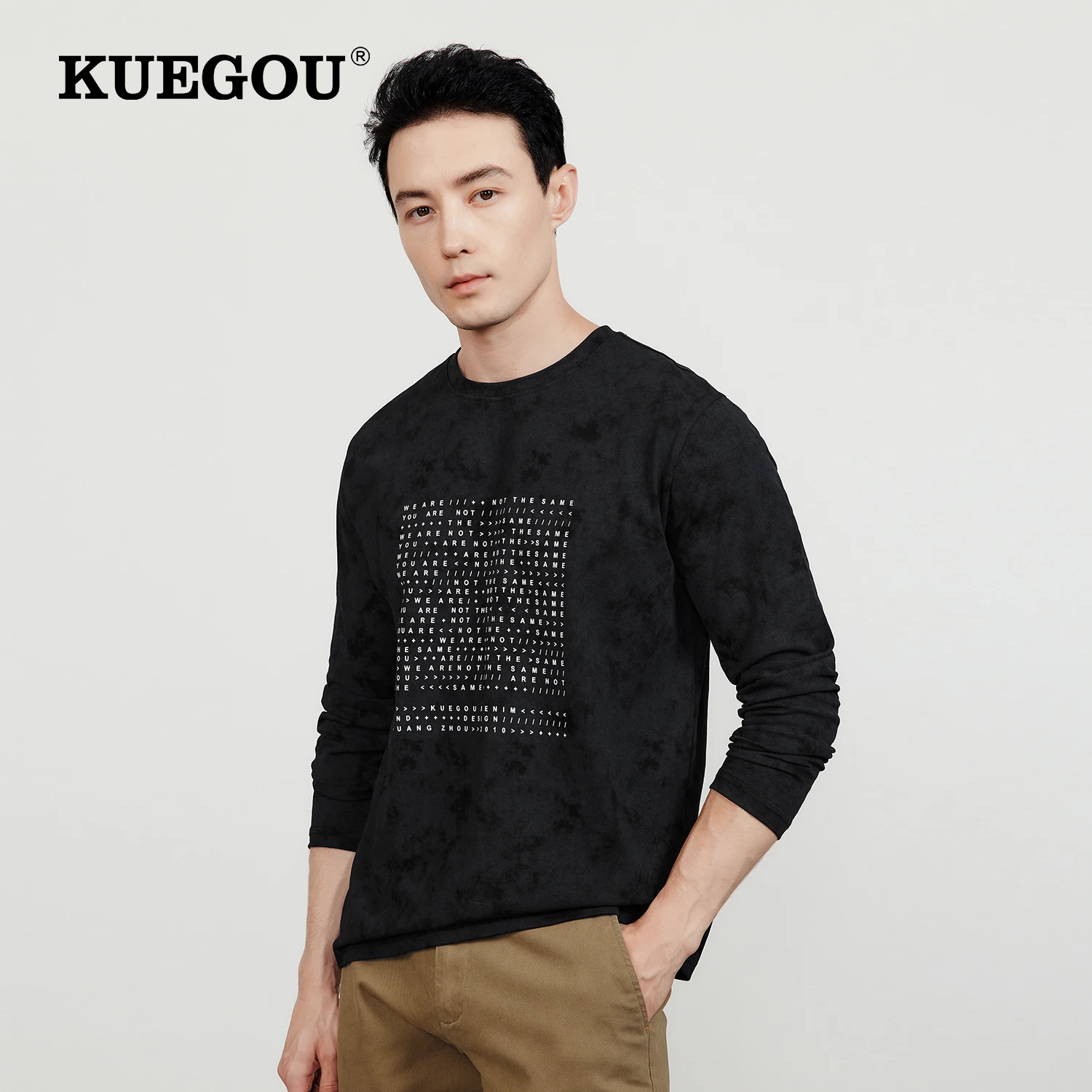 

KUEGOU 2022 Autumn New Men's 100% Cotton T-shirt Long Sleeve High Quality Tie-Dyed Print Letter Tshirt Black Top Plus Size 60069