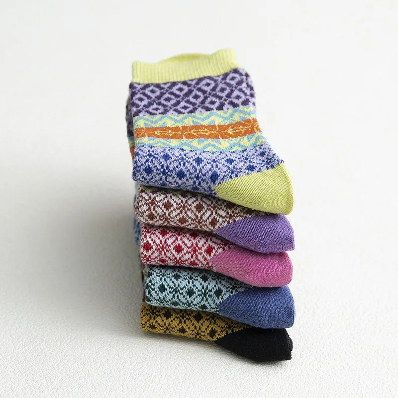 5 pairs Fashion Women Wool Socks Winter and Autumn Warmer Cashmere Thermal Thicken Ethnic Style Women Casual Socks