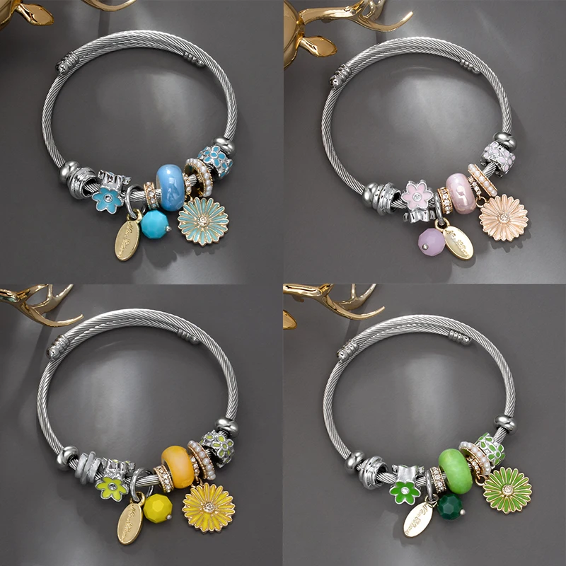 

4 Colors Daisy Charms Bangle Men Adjustable Stainless Steel Bracelet for Women Cute Sun Flower Bead DIY Fashion Bijoux Wholesale