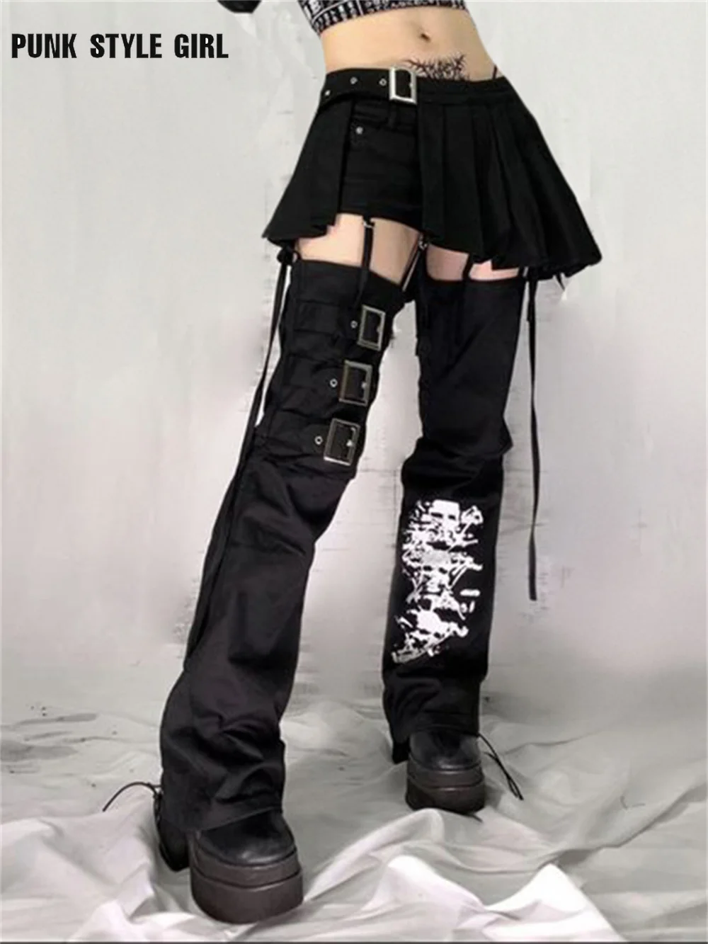 

Hot Girl Skull Bandage Pants Women Two Wear 90s Emo Street Skirt Pants 90s Print Ripped Jeans Hippie Trousers Cyberpunk Outfits