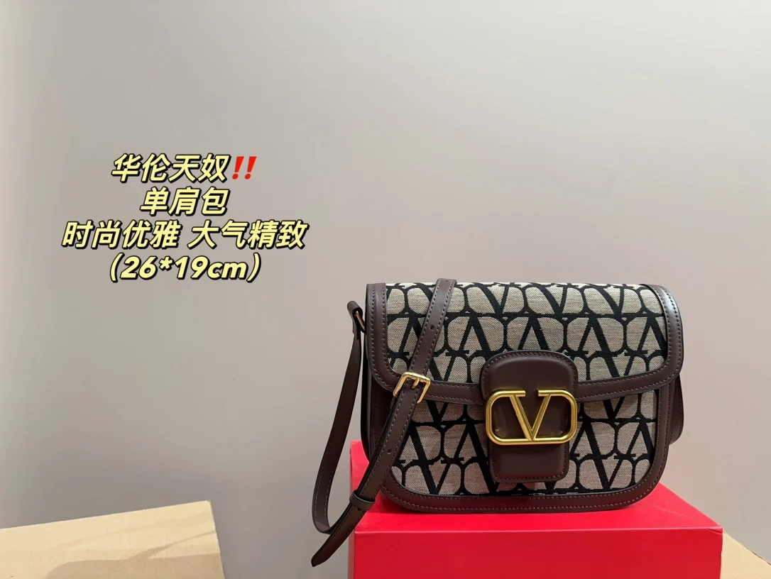 Сумки на плечо Valentino Совершенно новая роскошная износостойкая прочная сумка