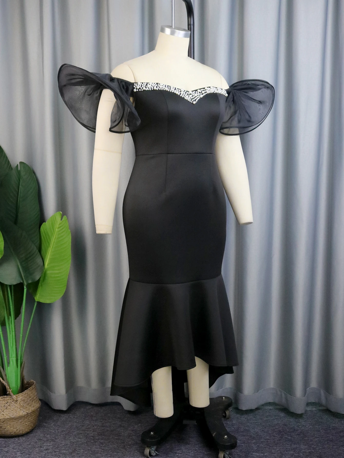Plus Size Party Dresses for Women Off Shoulder Strapless Diamonds Beading Empire Assymetrical Birthday Event Outfits 3XL 4XL