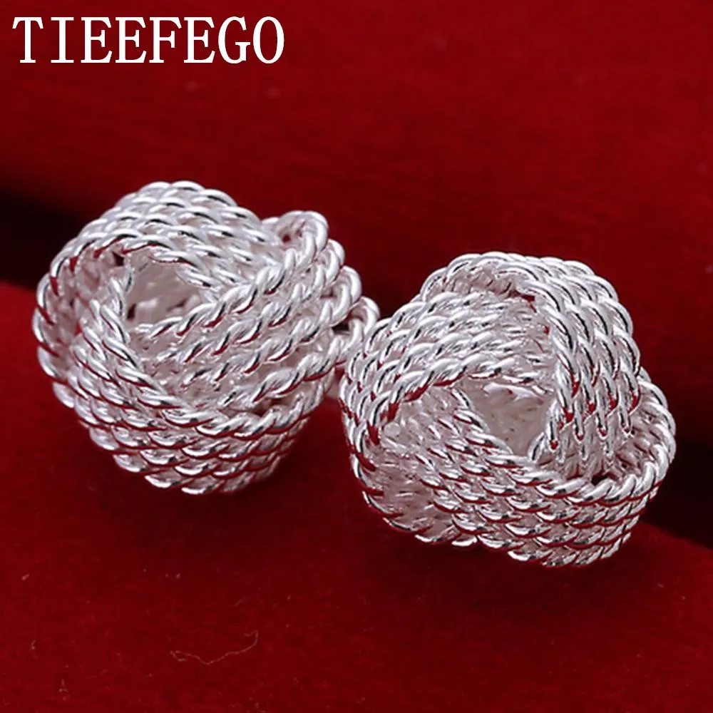 

Женские серьги-гвоздики из серебра 925 пробы
