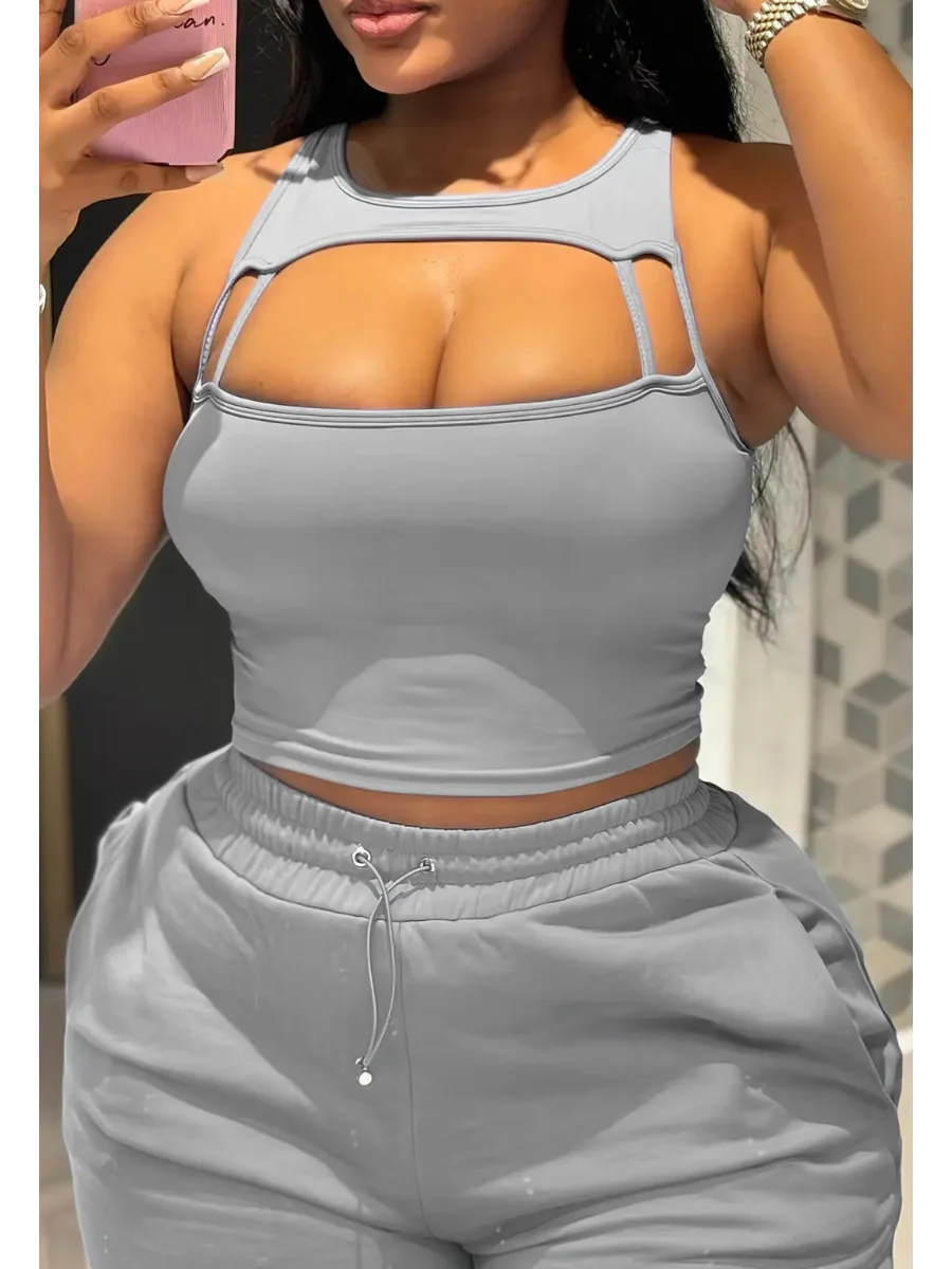 Женский спортивный комплект из двух предметов однотонные шорты с круглым