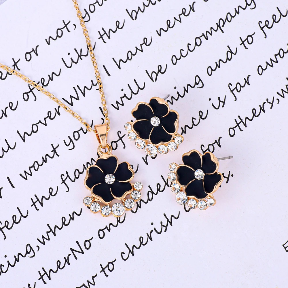 

Korean Elegant Rhinestone Inlaid Floral Pendant Necklace Earrings Sets For Women New 2022 Wedding Party Jewelry Accessories Gift