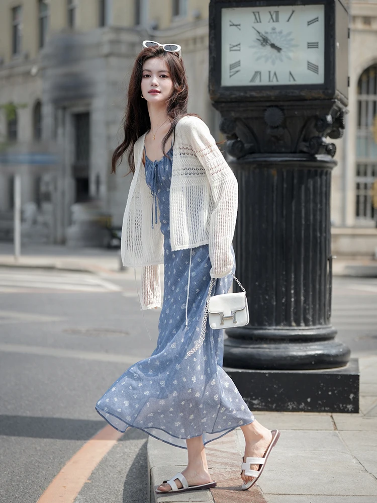 Сливовое приготовленное [летняя ночь] платье на бретельках с цветочным принтом